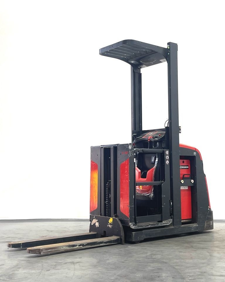 Linde V10-5212 - Order picker: picture 2 Linde V10-5212 - Order picker: picture 2