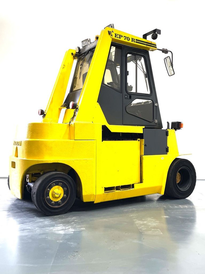 Mora EP70R - Electric forklift: picture 3 Mora EP70R - Electric forklift: picture 3