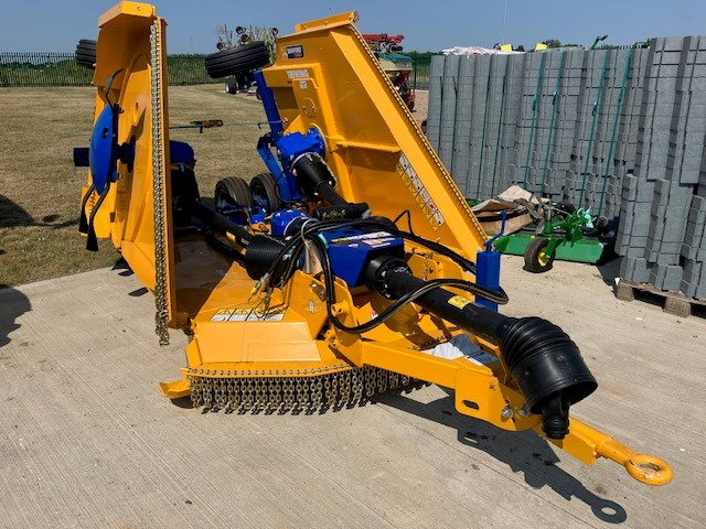 Bomford Turner Tri Wing 4600 - Flail mower/ Mulcher: picture 2 Bomford Turner Tri Wing 4600 - Flail mower/ Mulcher: picture 2