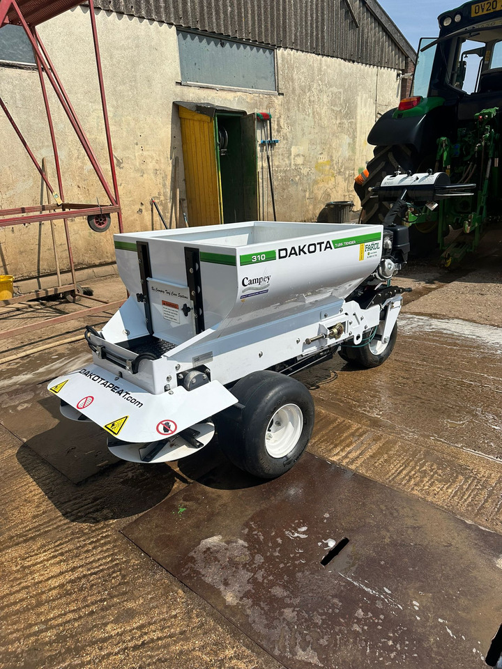 Dakota 310 Pedestrian Top Dresser - Garden equipment: picture 1 Dakota 310 Pedestrian Top Dresser - Garden equipment: picture 1