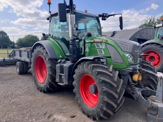 Fendt 516 Power + - Farm tractor: picture 1 Fendt 516 Power + - Farm tractor: picture 1