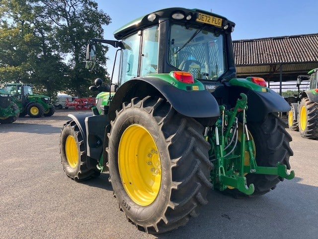 John Deere 6140M - Farm tractor: picture 3 John Deere 6140M - Farm tractor: picture 3