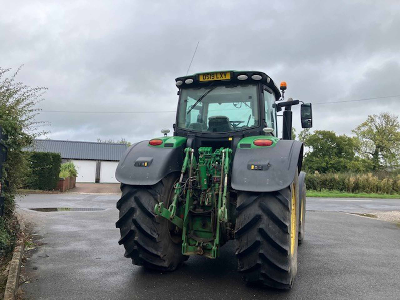 John Deere 6250R - Farm tractor: picture 4 John Deere 6250R - Farm tractor: picture 4