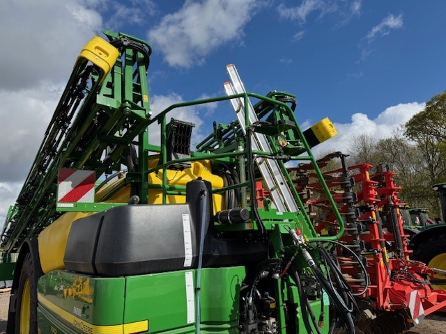 John Deere R962i - Sprayer: picture 4 John Deere R962i - Sprayer: picture 4