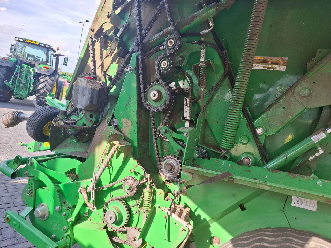 John Deere V451R - Hay and forage equipment: picture 2 John Deere V451R - Hay and forage equipment: picture 2