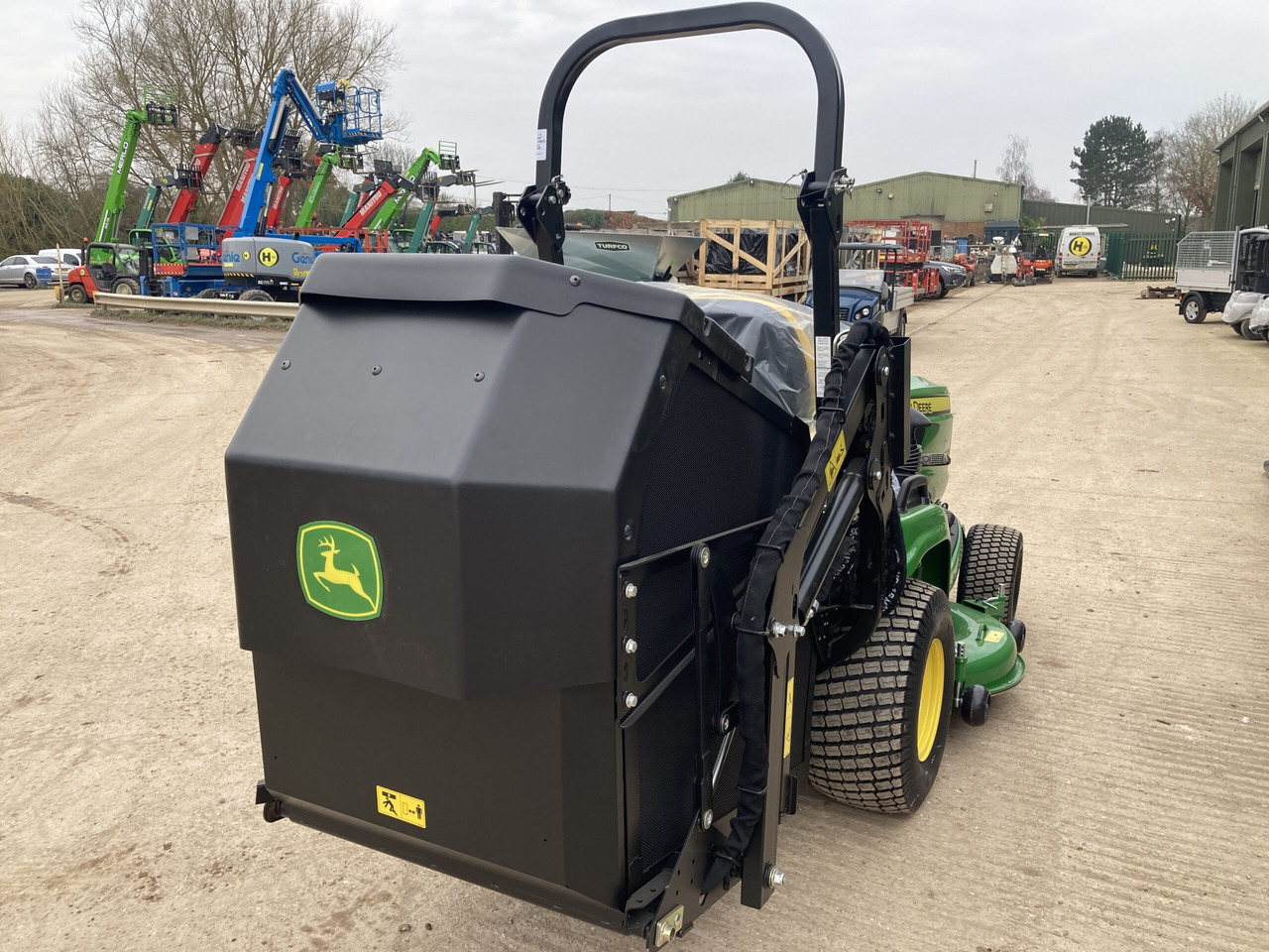 John Deere X950R ride on cut and collect mower - Garden mower: picture 5 John Deere X950R ride on cut and collect mower - Garden mower: picture 5