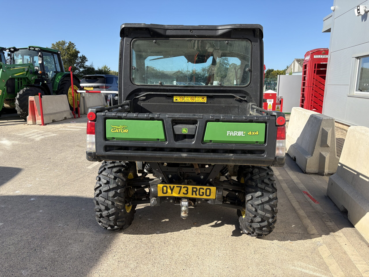 John Deere XUV865M Gator - Side-by-side/ ATV: picture 4 John Deere XUV865M Gator - Side-by-side/ ATV: picture 4