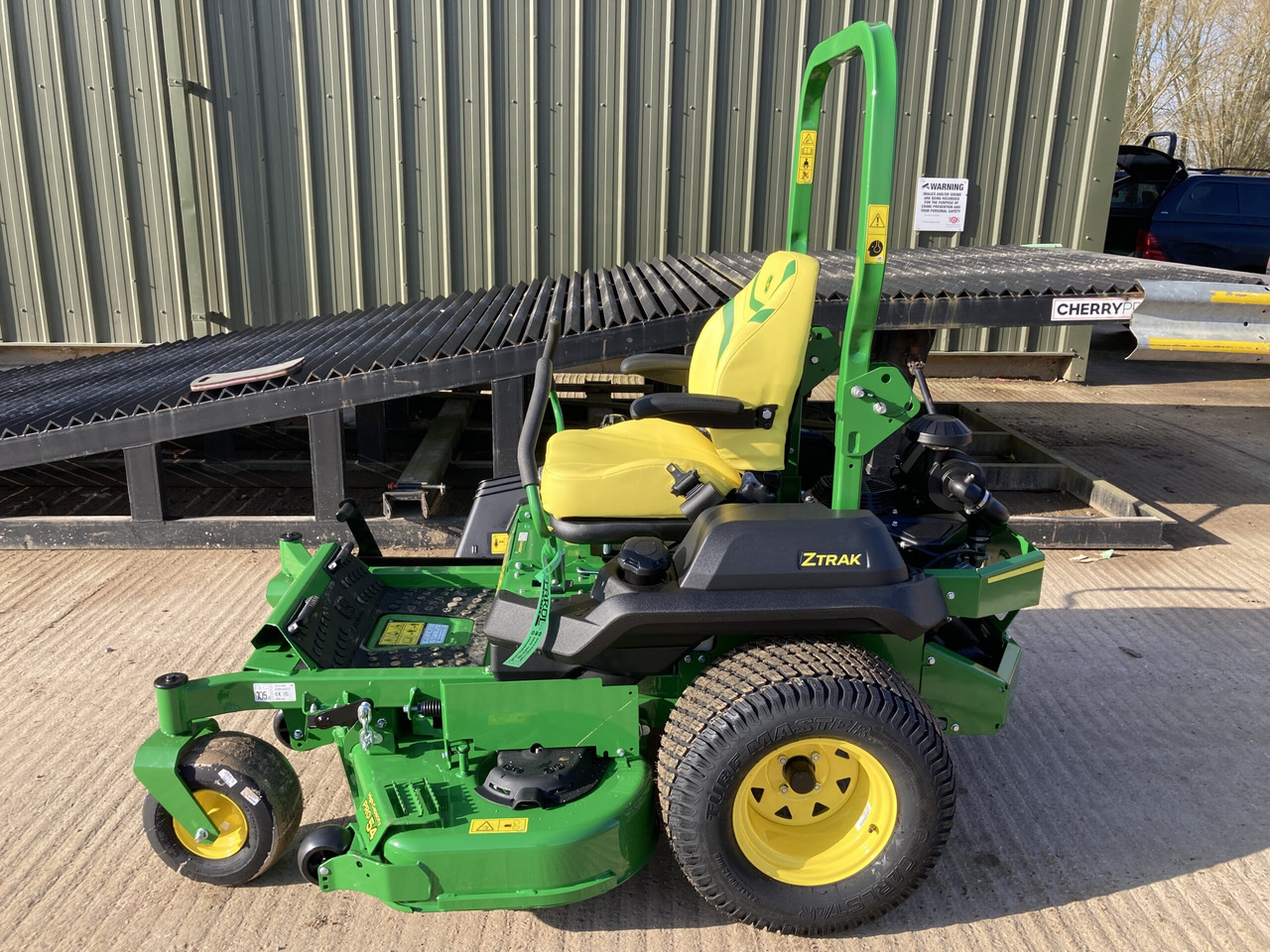 John Deere Z740R zero turn rotary mower - Garden mower: picture 2 John Deere Z740R zero turn rotary mower - Garden mower: picture 2