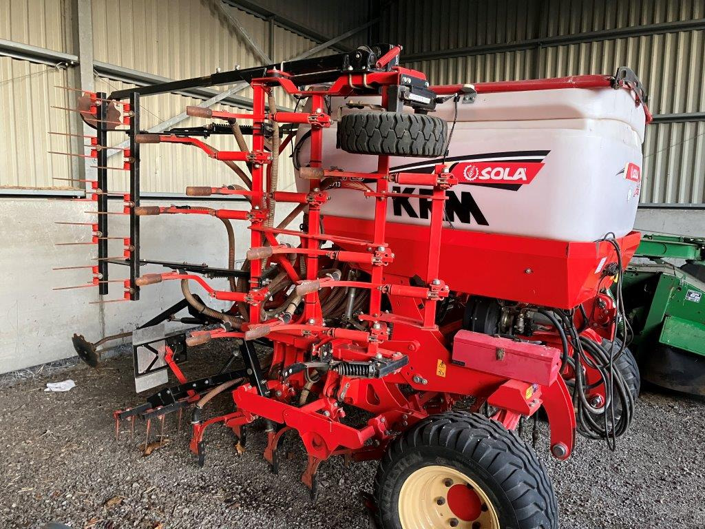 KRM Sola Ares 2713 4.8mtr tine drill - Sowing equipment: picture 1 KRM Sola Ares 2713 4.8mtr tine drill - Sowing equipment: picture 1