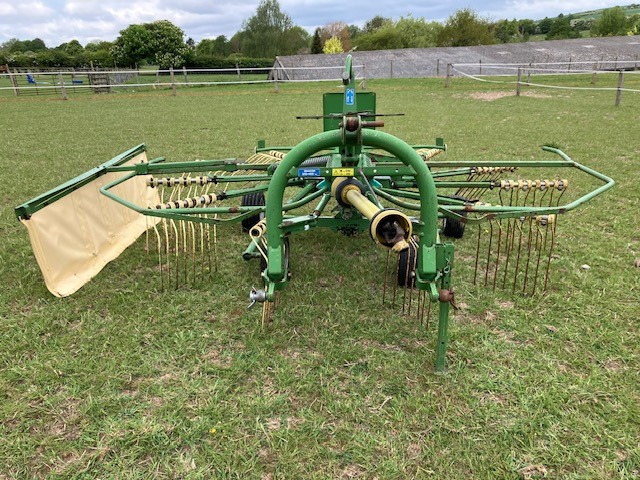 Krone Swadro 421/11 - Tedder/ Rake: picture 2 Krone Swadro 421/11 - Tedder/ Rake: picture 2
