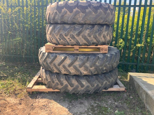 Tyres and rims – BKT 380/90R50 and 380/85R34 - Wheel and tire package for Agricultural machinery: picture 1 Tyres and rims – BKT 380/90R50 and 380/85R34 - Wheel and tire package for Agricultural machinery: picture 1