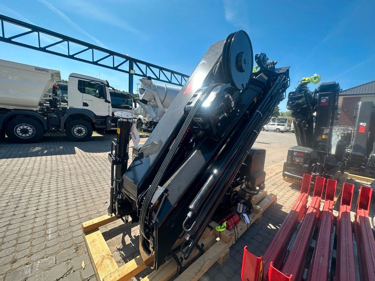 Kran HIAB X-HiPro 302 EP-5 - Crane truck: picture 4 Kran HIAB X-HiPro 302 EP-5 - Crane truck: picture 4
