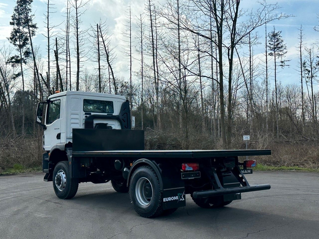 MAN TGM 18.320 4x4 Euro 6e Plato - Dropside/ Flatbed truck: picture 4 MAN TGM 18.320 4x4 Euro 6e Plato - Dropside/ Flatbed truck: picture 4