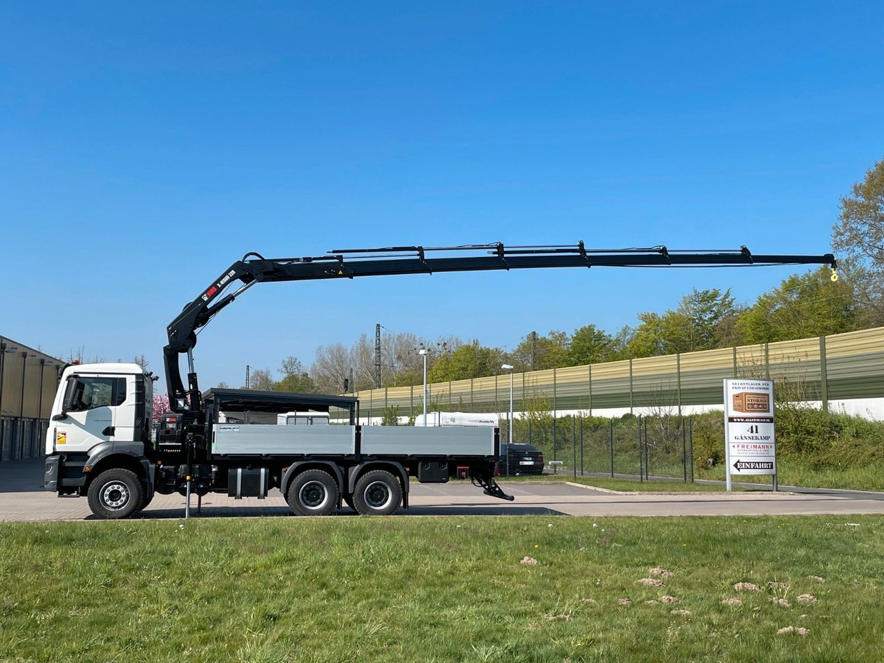 MAN TGS 33.440 6x4 HIAB 228-6 - Crane truck: picture 1 MAN TGS 33.440 6x4 HIAB 228-6 - Crane truck: picture 1