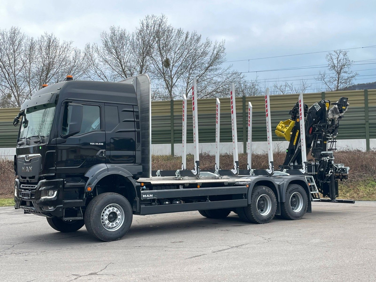 MAN TGS 33.510 6X4 BB Euro6e LogLift 165Z - Timber truck, Crane truck: picture 2 MAN TGS 33.510 6X4 BB Euro6e LogLift 165Z - Timber truck, Crane truck: picture 2