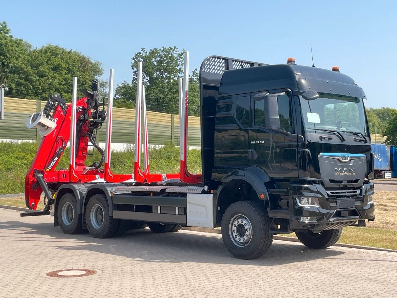 MAN TGS 33.510 6X4 BL Euro6e EPSILON 150Z - Timber truck, Crane truck: picture 1 MAN TGS 33.510 6X4 BL Euro6e EPSILON 150Z - Timber truck, Crane truck: picture 1