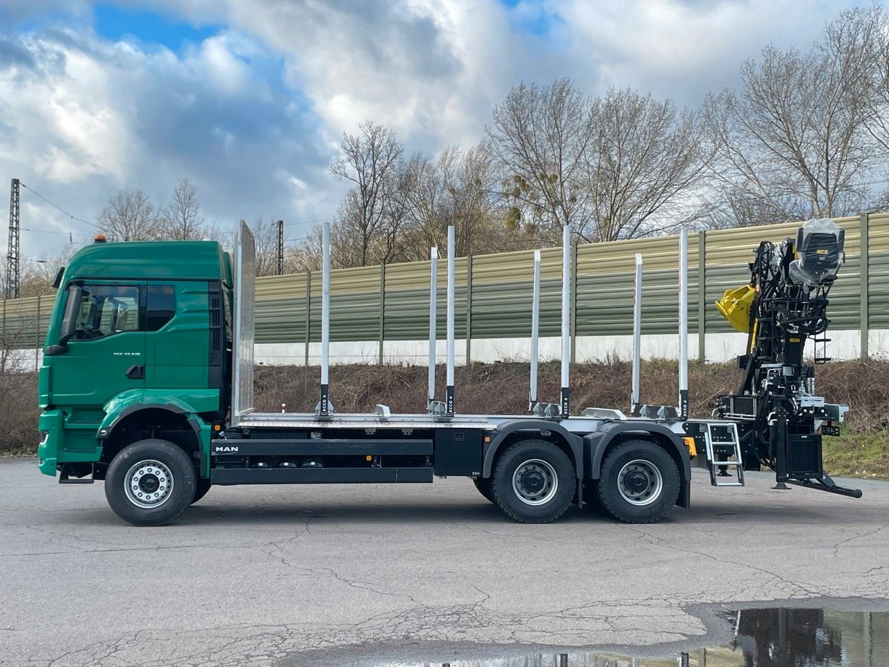 MAN TGS 33.510 6X4 BL Euro6e LogLift 165Z - Timber truck, Crane truck: picture 4 MAN TGS 33.510 6X4 BL Euro6e LogLift 165Z - Timber truck, Crane truck: picture 4