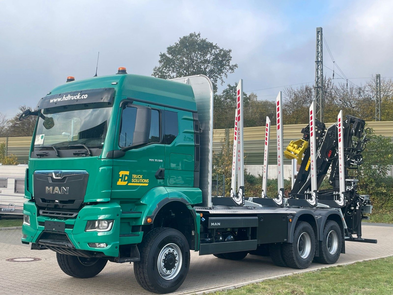 MAN TGS 33.520 6X6 Euro6e Loglift 165 Z Retarder - Timber truck, Crane truck: picture 1 MAN TGS 33.520 6X6 Euro6e Loglift 165 Z Retarder - Timber truck, Crane truck: picture 1