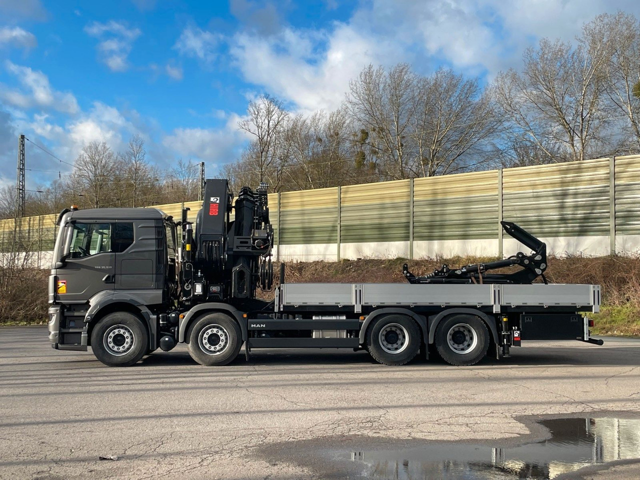 MAN TGS 35.520 8x4 BL HIAB X-HIPRO 658 EP-6 - Crane truck: picture 3 MAN TGS 35.520 8x4 BL HIAB X-HIPRO 658 EP-6 - Crane truck: picture 3