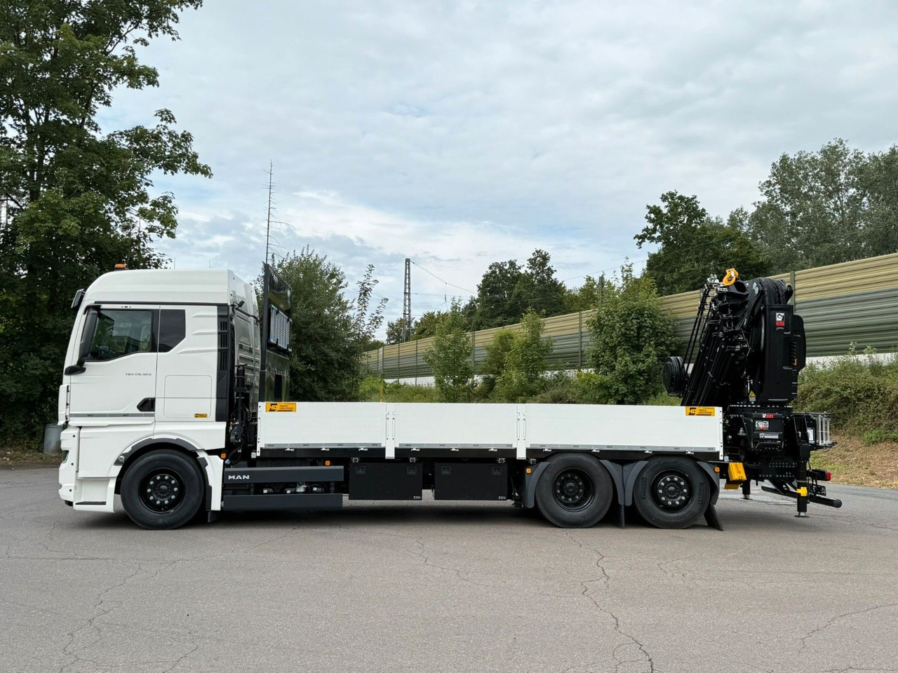 MAN TGX 26.520 TG3 Retarder / 6X2 Hiab 548 E 8 - Crane truck: picture 5 MAN TGX 26.520 TG3 Retarder / 6X2 Hiab 548 E 8 - Crane truck: picture 5