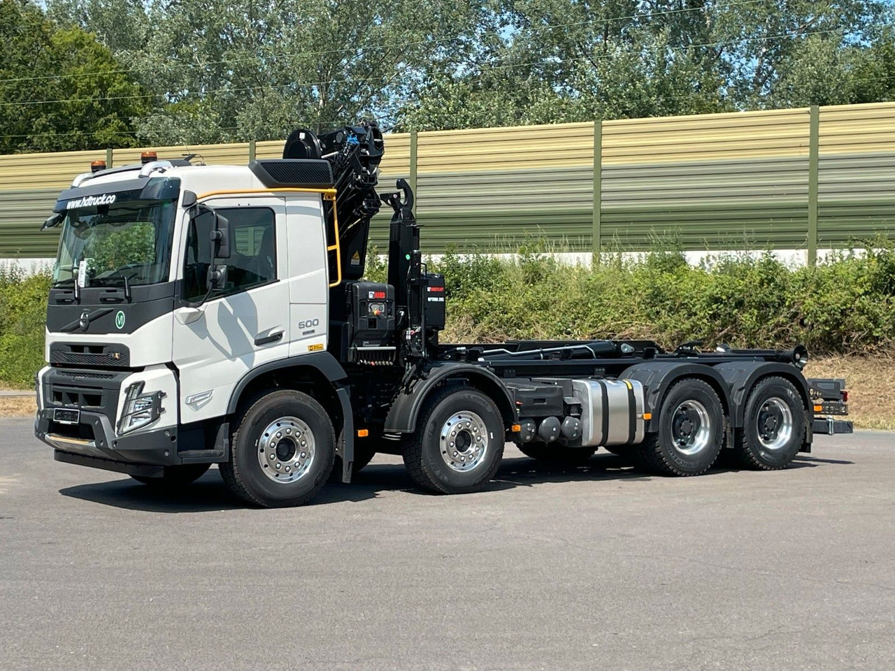Volvo FMX 500 8x4 Abrollkipper + Kran Hiab 228-6 - Hook lift truck, Crane truck: picture 3 Volvo FMX 500 8x4 Abrollkipper + Kran Hiab 228-6 - Hook lift truck, Crane truck: picture 3