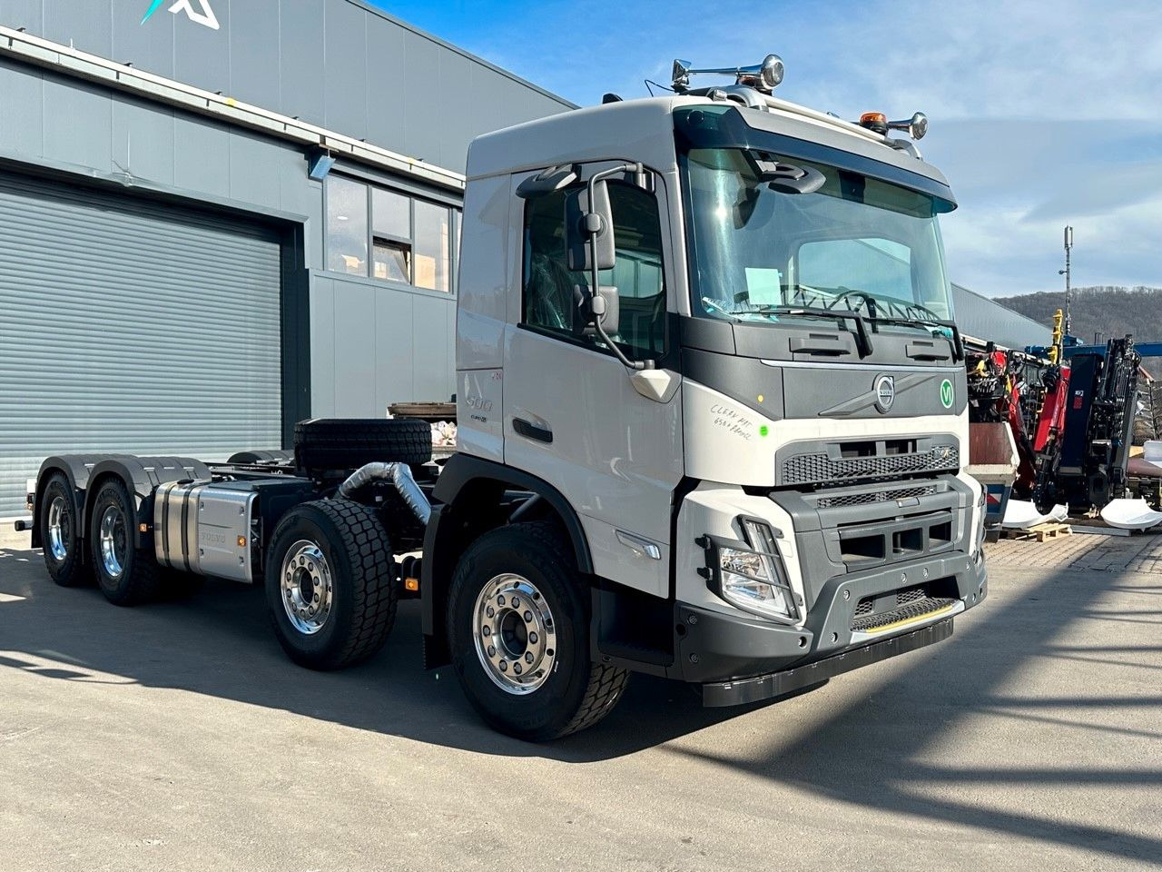 Volvo FMX 500 8x4 - Cab chassis truck: picture 4 Volvo FMX 500 8x4 - Cab chassis truck: picture 4