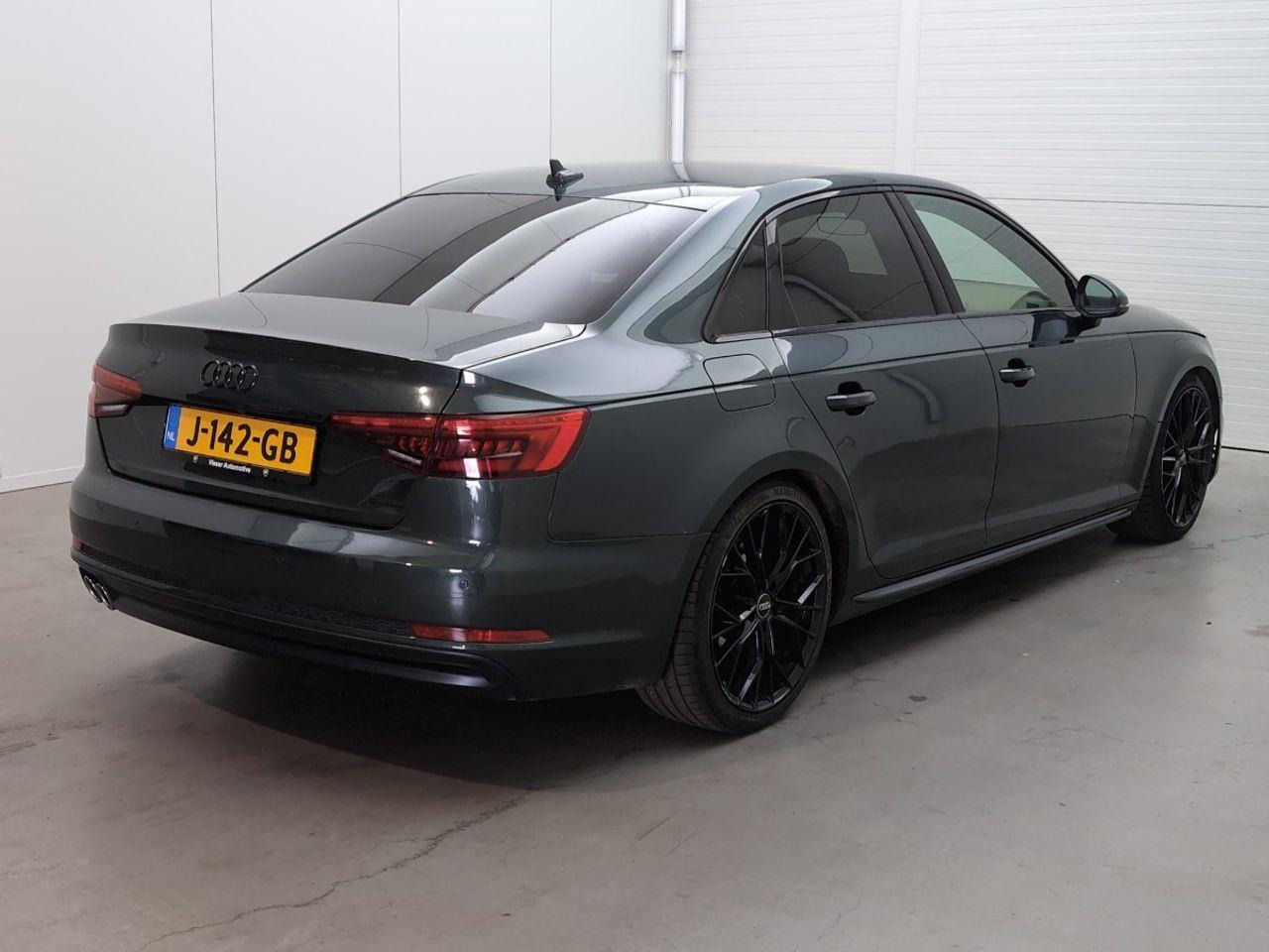 Audi A4 Limousine 2.0 TDI quattro Sport S line edition | 2017 | 199.026 km | Automaat | J142GB | NAP: Geen oordeel - Sedan: picture 4 Audi A4 Limousine 2.0 TDI quattro Sport S line edition | 2017 | 199.026 km | Automaat | J142GB | NAP: Geen oordeel - Sedan: picture 4