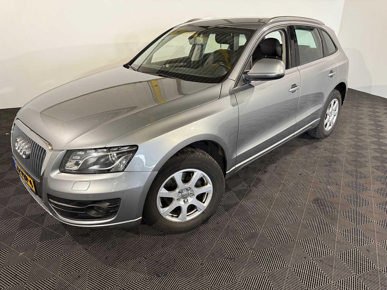 Audi Q5 2.0 TFSI quattro Pro Line | 2011 | 228.356 km | 22-PBP-4 - SUV: picture 1 Audi Q5 2.0 TFSI quattro Pro Line | 2011 | 228.356 km | 22-PBP-4 - SUV: picture 1