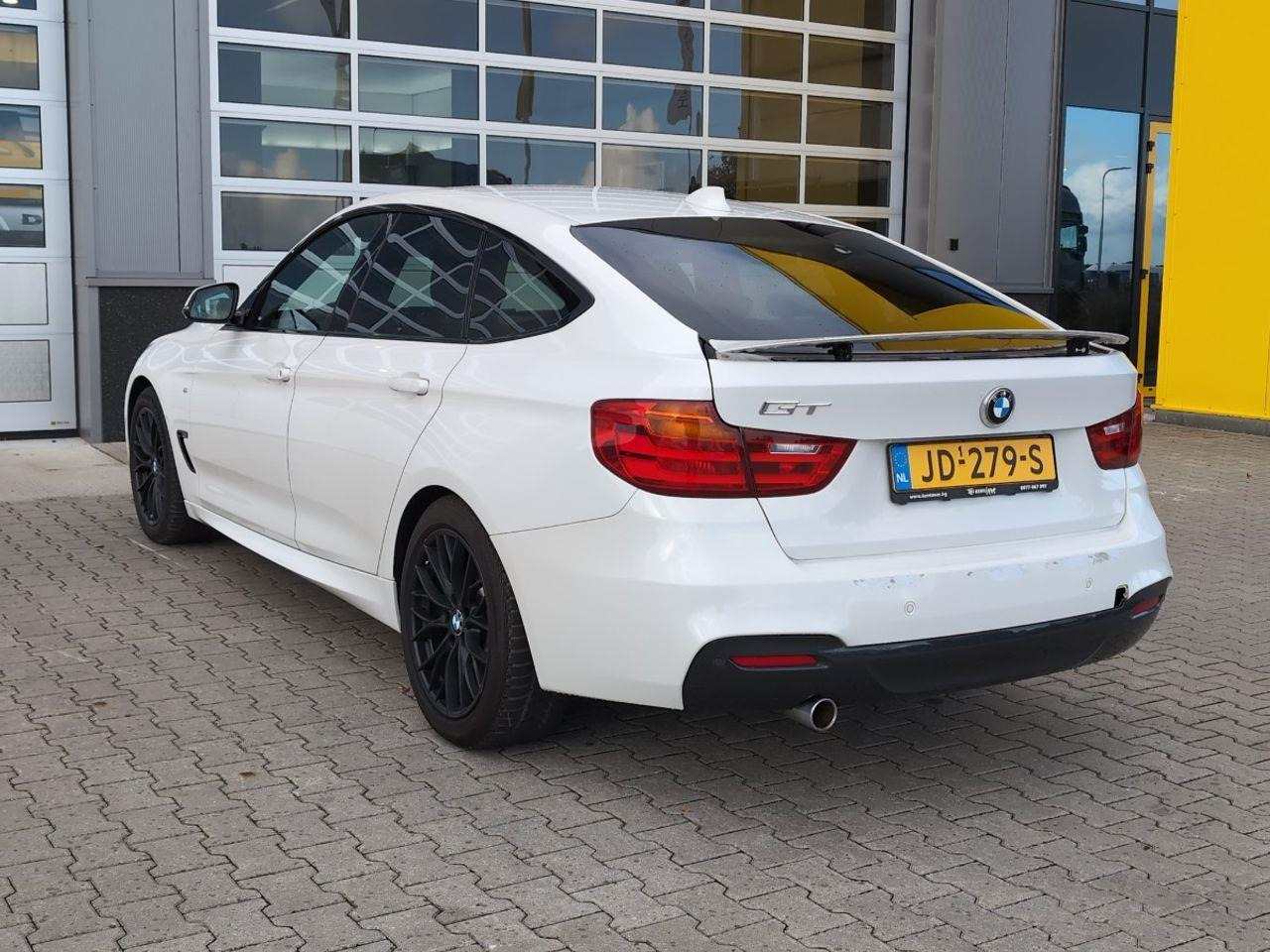 BMW 3 - serie Gran Turismo 318d M Sport Edition | 2016 | 227.537 km | Automaat | JD279S | NAP: Geen oordeel - Hatchback: picture 3 BMW 3 - serie Gran Turismo 318d M Sport Edition | 2016 | 227.537 km | Automaat | JD279S | NAP: Geen oordeel - Hatchback: picture 3