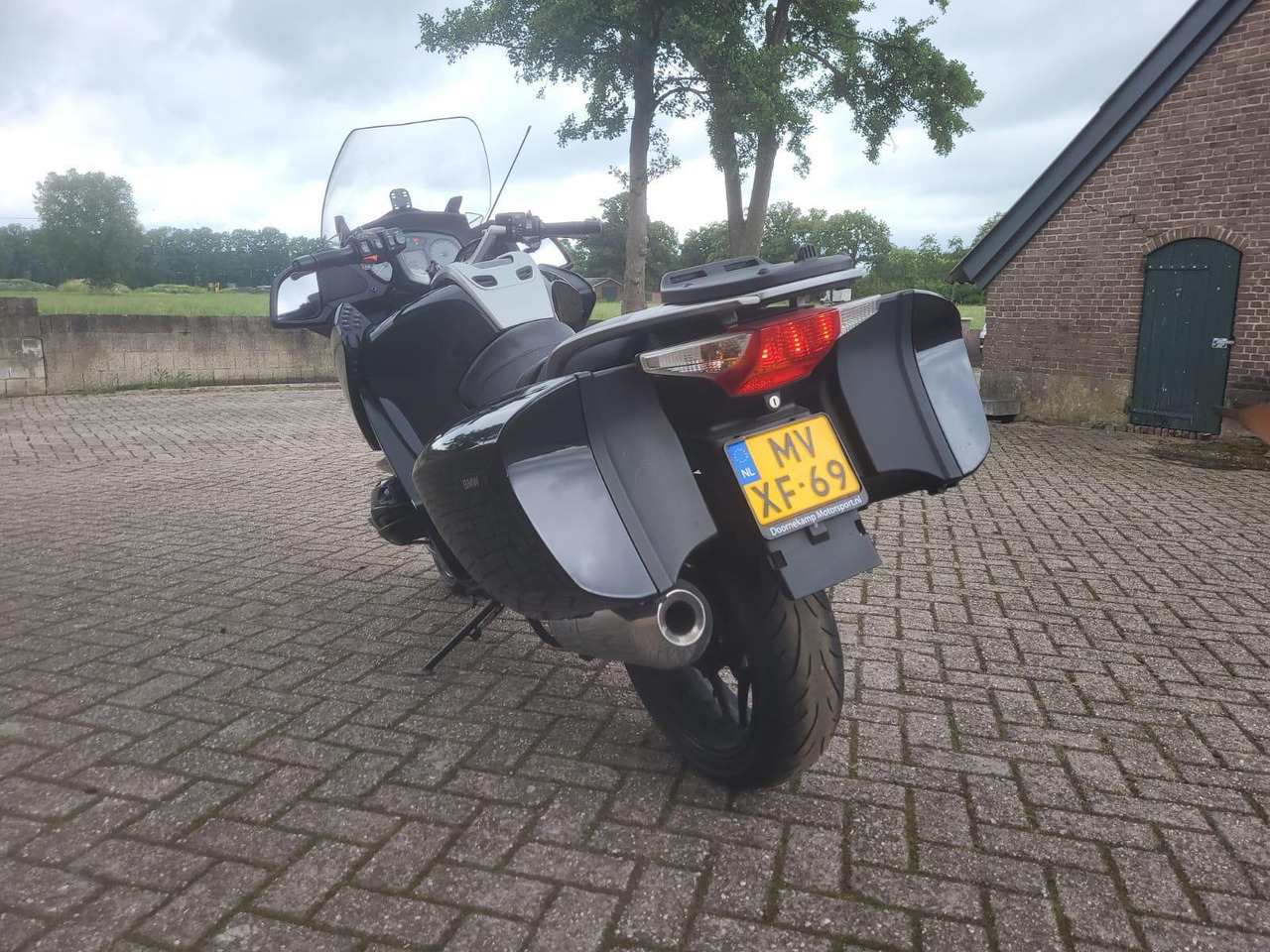 Bmw R1200 RT 2009 MV-XF-69 - Motorcycle: picture 2 Bmw R1200 RT 2009 MV-XF-69 - Motorcycle: picture 2