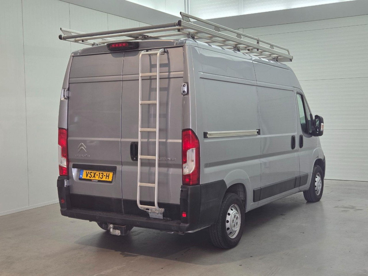 Citroen Jumper 35 2.2 BlueHDi 140 L2H2 Club | 2021 | 71.315 km | VSX13H | NAP: Geen oordeel - Panel van: picture 4 Citroen Jumper 35 2.2 BlueHDi 140 L2H2 Club | 2021 | 71.315 km | VSX13H | NAP: Geen oordeel - Panel van: picture 4