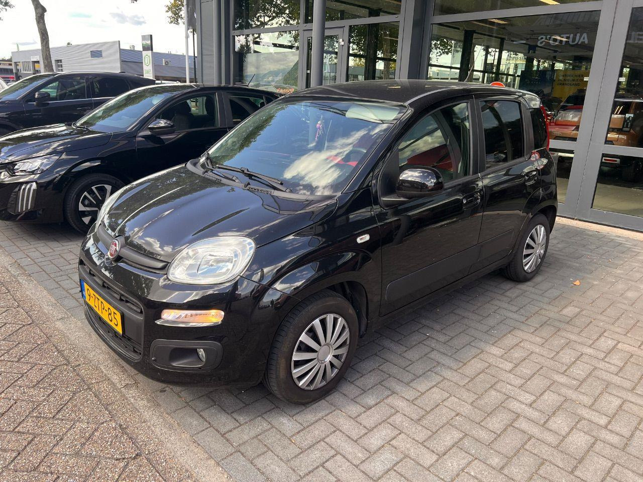 Fiat Panda 0.9 TwinAir Lounge | 2015 | 79.977 km | 9ZTP85 | NAP: Logisch - Hatchback: picture 1 Fiat Panda 0.9 TwinAir Lounge | 2015 | 79.977 km | 9ZTP85 | NAP: Logisch - Hatchback: picture 1
