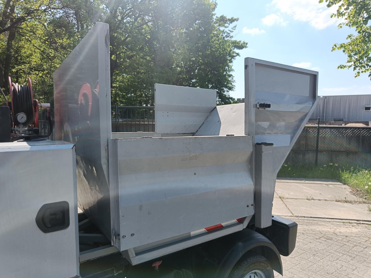 Goupil G5 Kipper met Wasinstallatie - Tipper: picture 5 Goupil G5 Kipper met Wasinstallatie - Tipper: picture 5