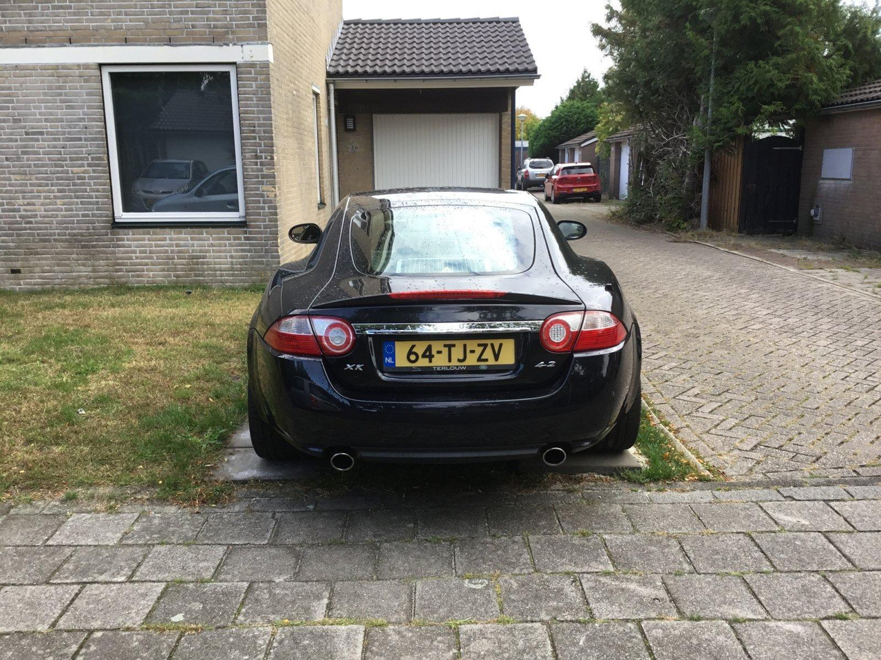 Jaguar | XK | 4.2 V8 Coupé Automaat | 2006 | 266.305 km | 64-TJ-ZV | Logisch - Car: picture 4 Jaguar | XK | 4.2 V8 Coupé Automaat | 2006 | 266.305 km | 64-TJ-ZV | Logisch - Car: picture 4