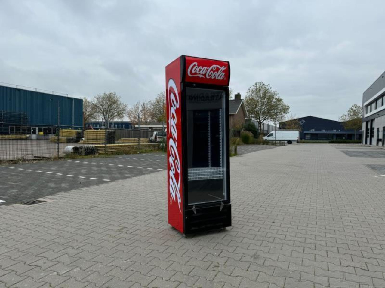 Koelkast met Coca-Cola Stickers – Enkel (Nieuw) - Food processing equipment: picture 1 Koelkast met Coca-Cola Stickers – Enkel (Nieuw) - Food processing equipment: picture 1