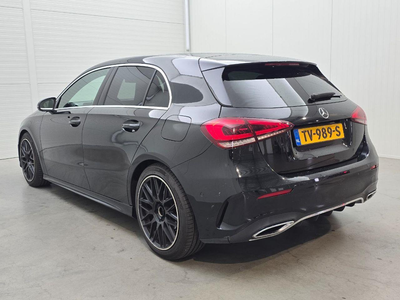 Mercedes - Benz A - klasse 180 d Business Solution AMG | 2018 | 218.074 km | TV989S | NAP: Logisch - Hatchback: picture 3 Mercedes - Benz A - klasse 180 d Business Solution AMG | 2018 | 218.074 km | TV989S | NAP: Logisch - Hatchback: picture 3