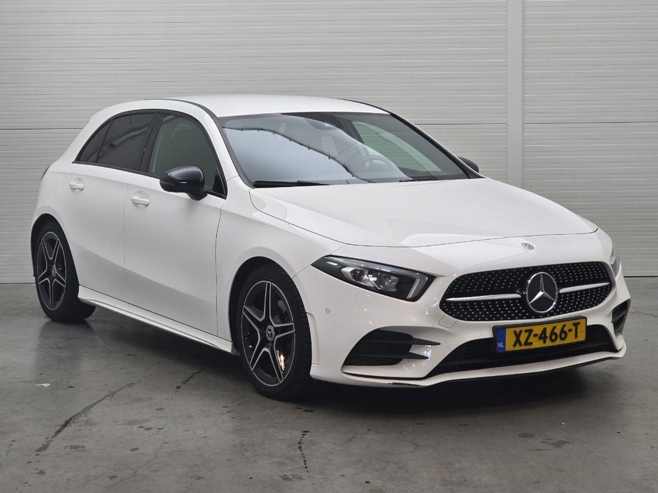 Mercedes - Benz A - klasse 200 Business Solution AMG Night Upgrade | 2019 | 208.998 km | XZ466T | NAP: Logisch - Hatchback: picture 2 Mercedes - Benz A - klasse 200 Business Solution AMG Night Upgrade | 2019 | 208.998 km | XZ466T | NAP: Logisch - Hatchback: picture 2
