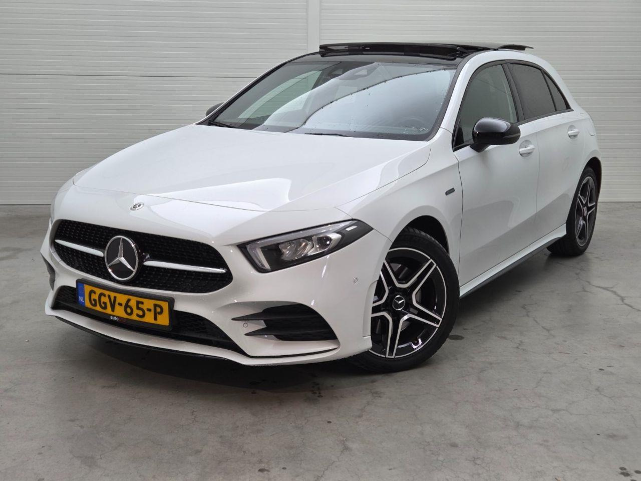 Mercedes - Benz A - klasse 250 e Premium Plus | 2021 | 82.548 km | GGV65P | NAP: Geen oordeel - Hatchback: picture 1 Mercedes - Benz A - klasse 250 e Premium Plus | 2021 | 82.548 km | GGV65P | NAP: Geen oordeel - Hatchback: picture 1