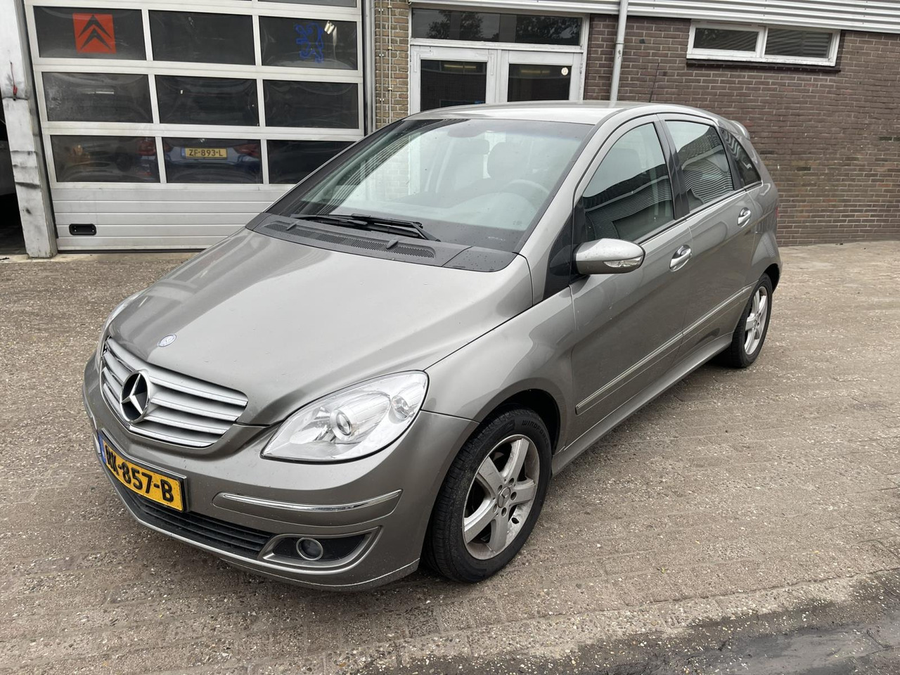 Mercedes-Benz B-Klasse 170 Business Class | 2005 | 217.372 km | RK-857-B - Car: picture 1 Mercedes-Benz B-Klasse 170 Business Class | 2005 | 217.372 km | RK-857-B - Car: picture 1