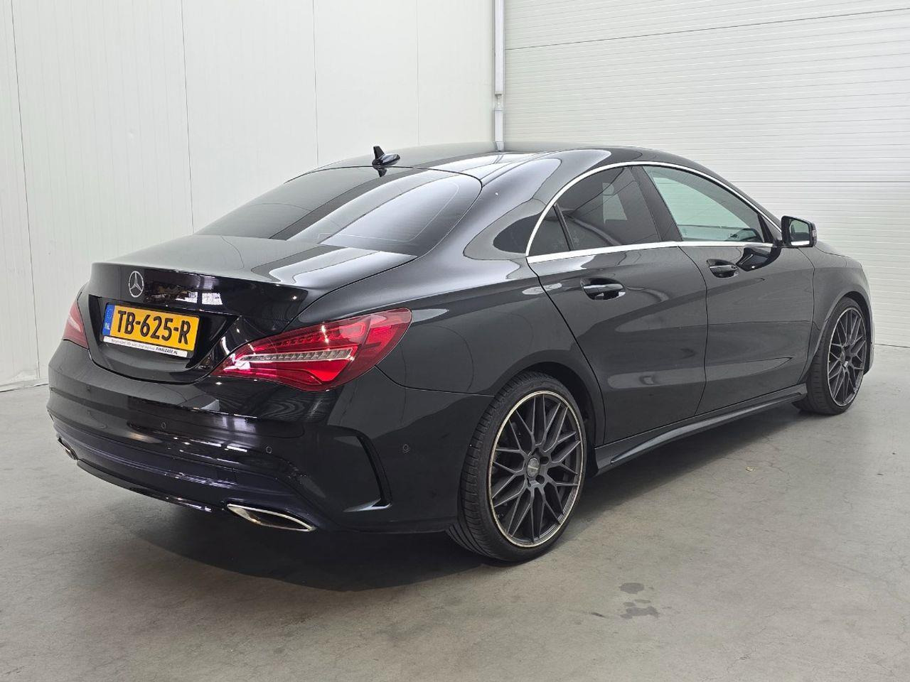 Mercedes - Benz CLA - klasse 180 Business Solution AMG Upgrade Edition | 2018 | 187.963 km | Automaat | TB625R | NAP: Logisch - Sedan: picture 4 Mercedes - Benz CLA - klasse 180 Business Solution AMG Upgrade Edition | 2018 | 187.963 km | Automaat | TB625R | NAP: Logisch - Sedan: picture 4