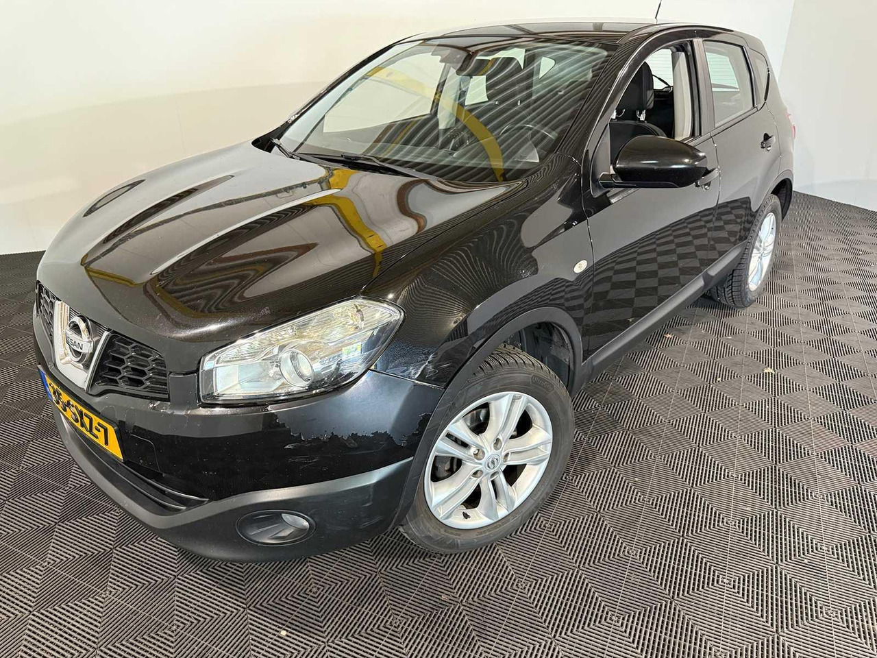 Nissan Qashqai 1.6 Acenta | 2012 | 251.892 km | 35-SXZ-7 - SUV: picture 1 Nissan Qashqai 1.6 Acenta | 2012 | 251.892 km | 35-SXZ-7 - SUV: picture 1