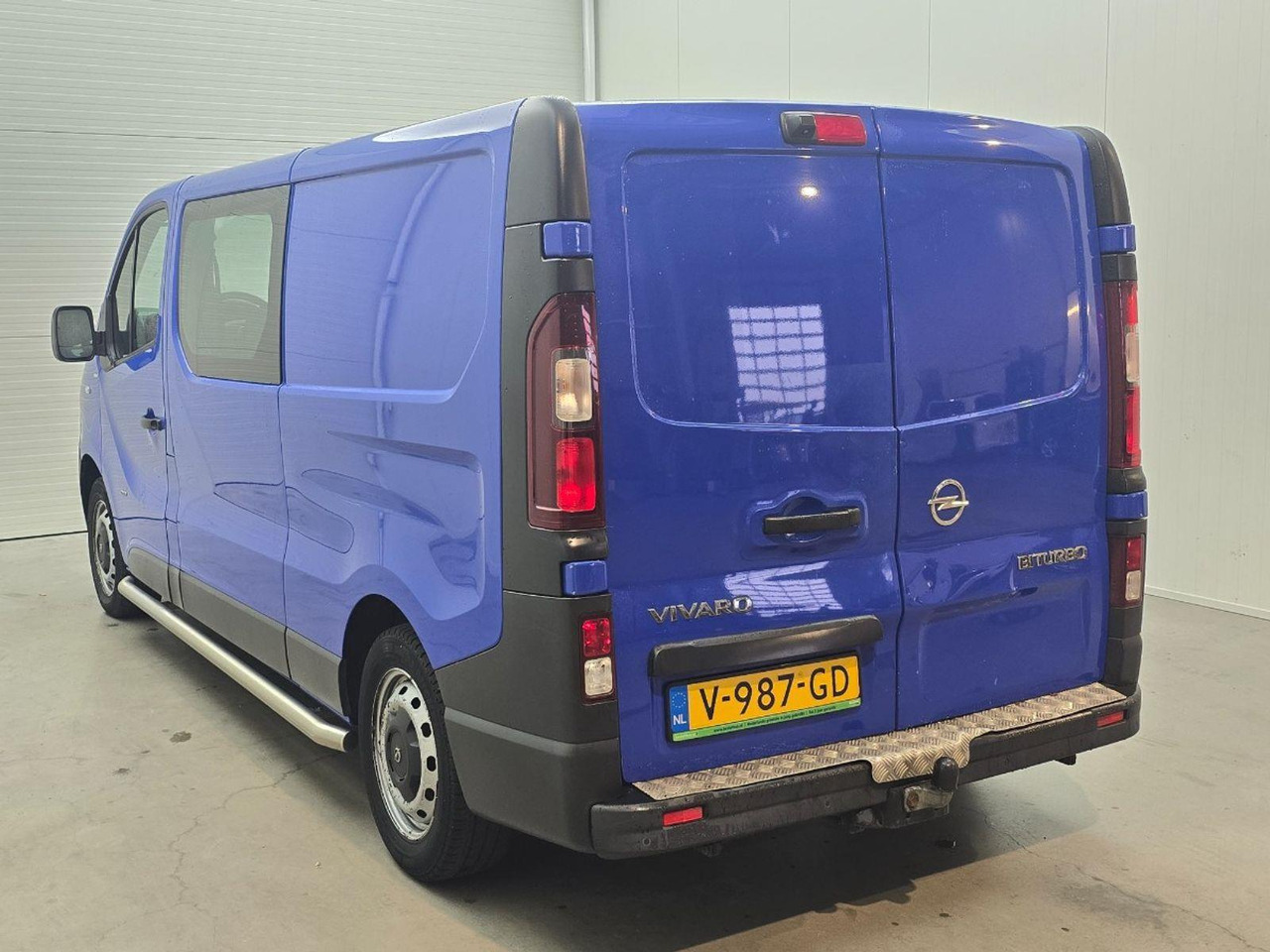 Opel Vivaro 1.6 CDTI L2H1 DC Sport EcoFlex | 2017 | 359.623 km | V987GD | NAP: Logisch - Combi van: picture 3 Opel Vivaro 1.6 CDTI L2H1 DC Sport EcoFlex | 2017 | 359.623 km | V987GD | NAP: Logisch - Combi van: picture 3