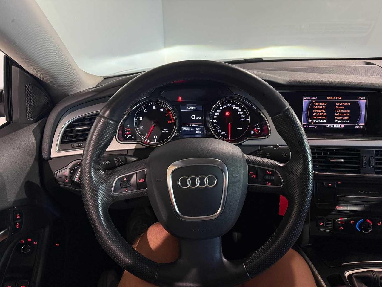 Audi A5 Coupé 2.0 TFSI Pro Line Business 60-RGK-5 233.366 km - Other machinery: picture 4 Audi A5 Coupé 2.0 TFSI Pro Line Business 60-RGK-5 233.366 km - Other machinery: picture 4
