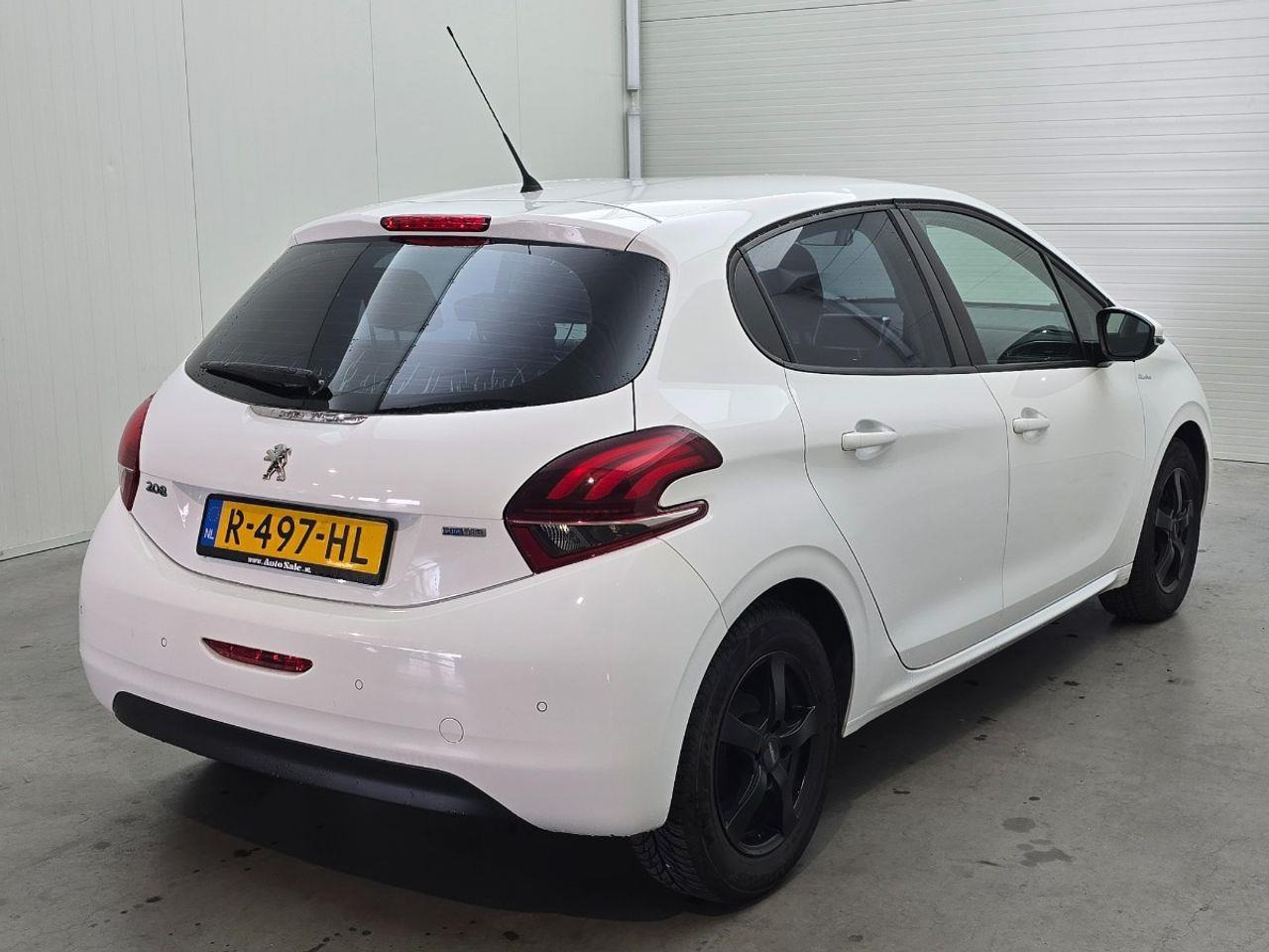 Peugeot 208 1.2 PureTech Blue Lion | 2016 | 181.479 km | R497HL | NAP: Geen oordeel - Hatchback: picture 4 Peugeot 208 1.2 PureTech Blue Lion | 2016 | 181.479 km | R497HL | NAP: Geen oordeel - Hatchback: picture 4