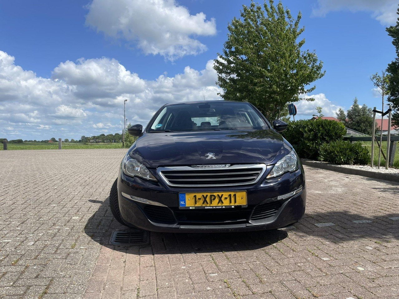 Peugeot 308 1.6 BlueHDi Active | 2014 | 228.867 | 1-XPX-11 - Hatchback: picture 5 Peugeot 308 1.6 BlueHDi Active | 2014 | 228.867 | 1-XPX-11 - Hatchback: picture 5