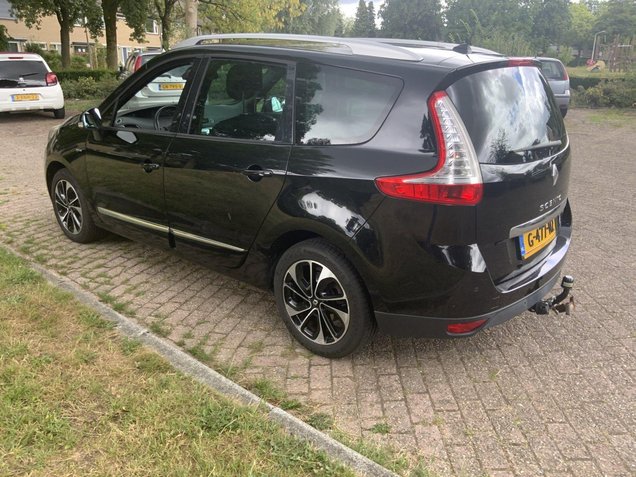 Renault Grand Scénic | 1.2 TCe Bose | 2014 | 89.230 | G-477-NZ - Car: picture 5 Renault Grand Scénic | 1.2 TCe Bose | 2014 | 89.230 | G-477-NZ - Car: picture 5