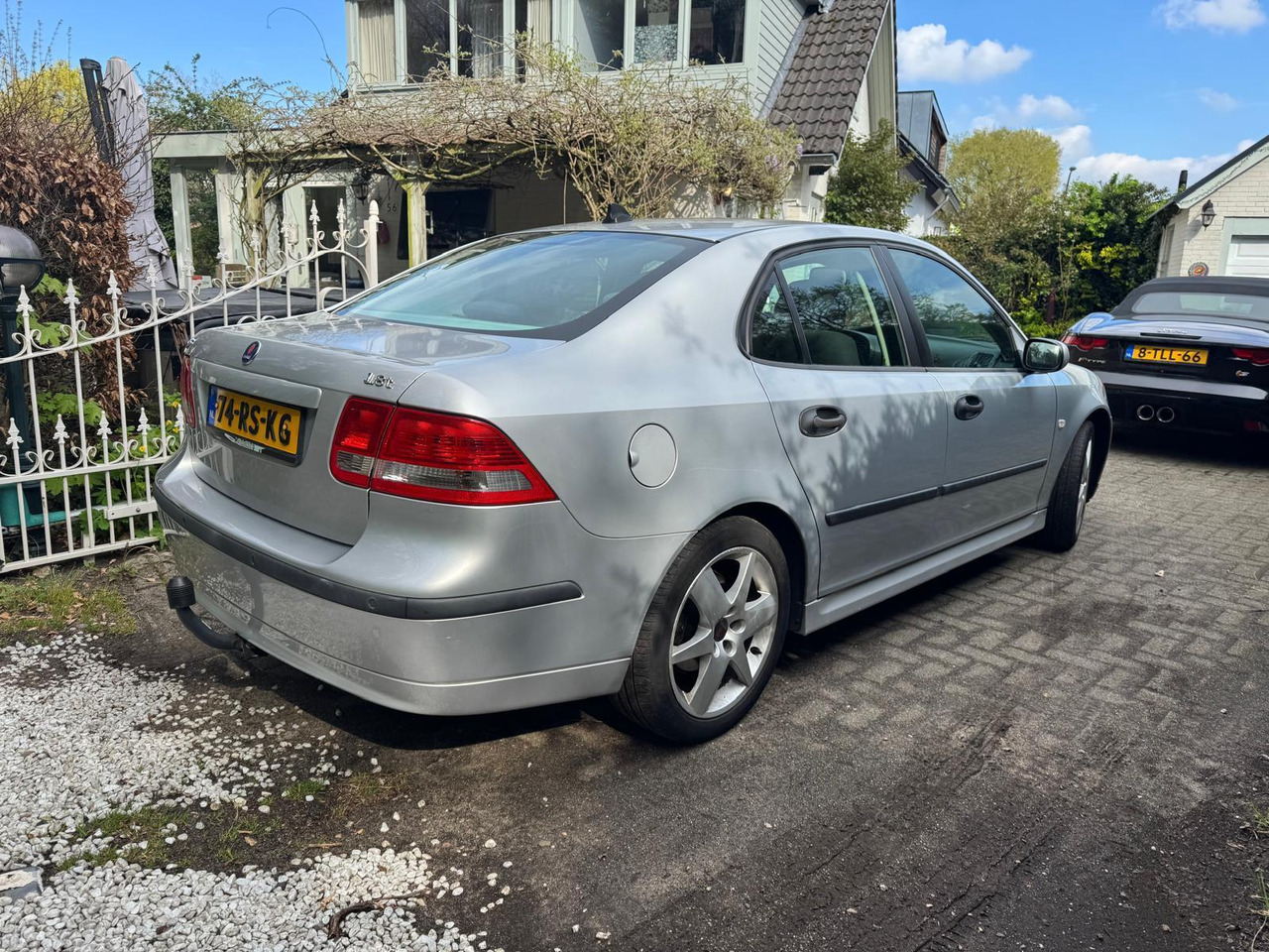 Saab 9-3 1.8T Arc Sport Sedan 74-RS-KG 277.020 km - Car: picture 4 Saab 9-3 1.8T Arc Sport Sedan 74-RS-KG 277.020 km - Car: picture 4