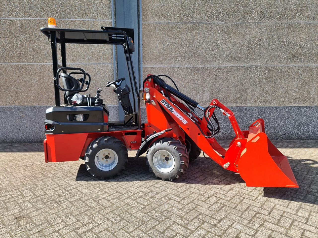 Stahlworks R906 Shovel Nieuw - Wheel loader: picture 4 Stahlworks R906 Shovel Nieuw - Wheel loader: picture 4