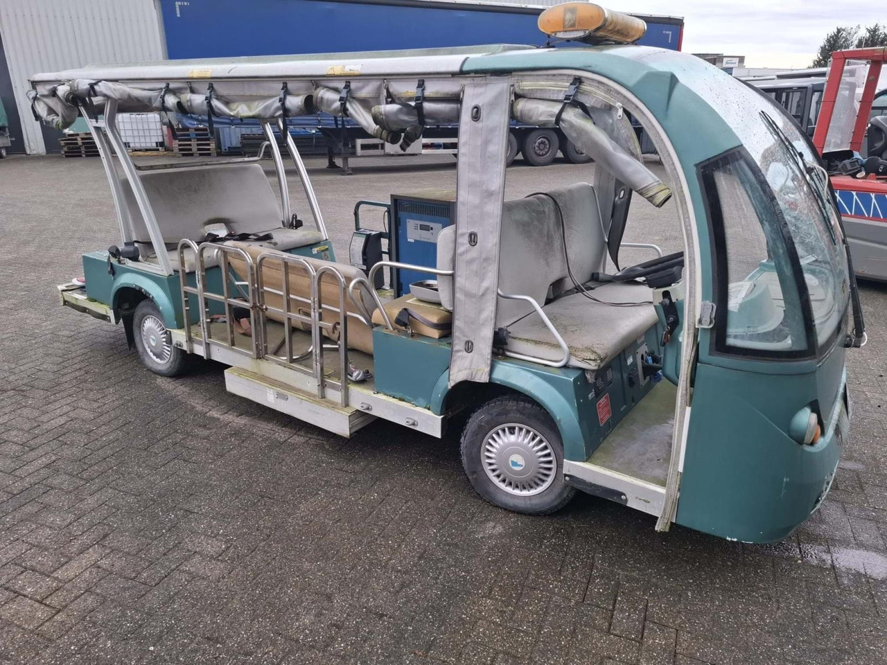 Towrite 11-Persoons Elektrische Bus - Golf cart: picture 5 Towrite 11-Persoons Elektrische Bus - Golf cart: picture 5