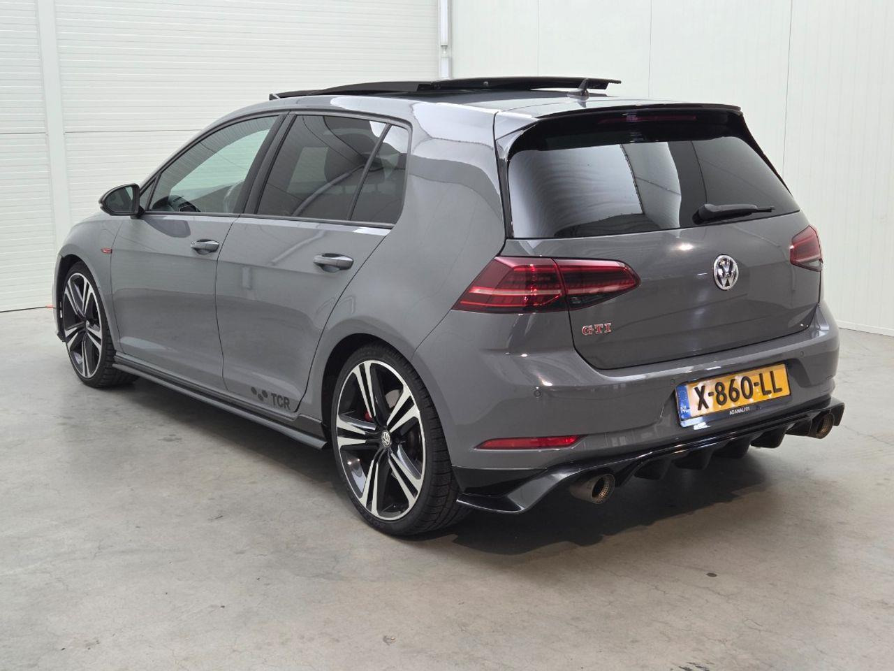 Volkswagen Golf 2.0 TSI GTI TCR | 2019 | 113.939 km | Automaat | X860LL | NAP: Geen oordeel - Hatchback: picture 3 Volkswagen Golf 2.0 TSI GTI TCR | 2019 | 113.939 km | Automaat | X860LL | NAP: Geen oordeel - Hatchback: picture 3